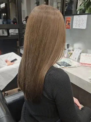 ロング カラー 関口 友菜のヘアスタイル