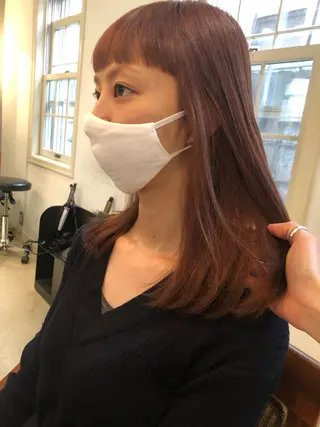 セミロング カラー NOUN所属・eri kinjoのヘアスタイル