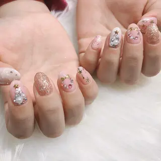 ネイル 西岡 杏のネイルデザイン