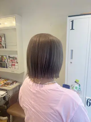 ショート カラー EIGHT新宿 新井彩斗のヘアスタイル