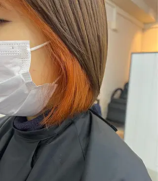 ショート 🩷艶カラー 🧡💛リサ🫧のヘアスタイル