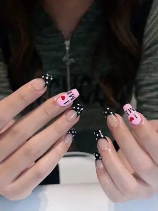 ネイル Julli NailStudioのネイルデザイン