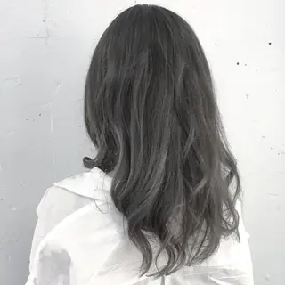 セミロング カラー トミタ アツシのヘアスタイル