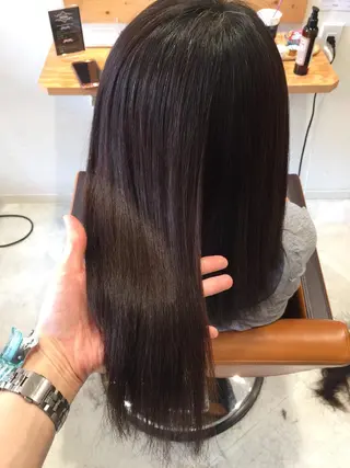 セミロング ツヤ髪専門美容師 桑原 和誠のヘアスタイル