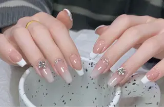 ネイル D-BEAUTY Nailsalonのネイルデザイン
