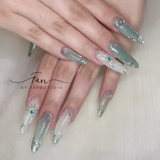 ネイル 🌻FAN'S STUDIO池袋🌻のネイルデザイン