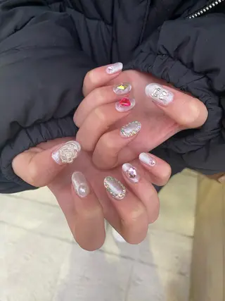 ネイル TSUNA 🌙 Lim 五反田のマツエク・マツパデザイン