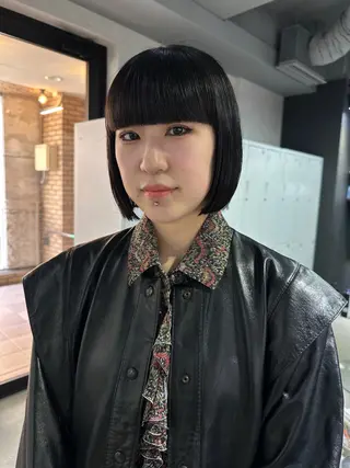 ショート カラー 縮毛矯正×ボブ職人 【圧倒的朝楽ボブ】のヘアスタイル