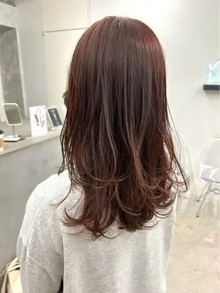 セミロング カネコ ノノカのヘアスタイル