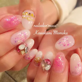 ネイル マツエク・マツパ 川上 桃果のネイルデザイン