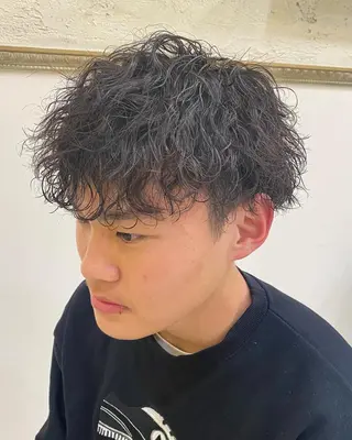 パーマ メンズ 年間2000名担当◎ パーマ職人/仲原佑樹のヘアスタイル