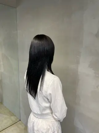 セミロング 透明感・美髪 monsoワニベユナのヘアスタイル