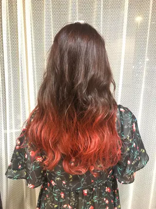 ロング カラー 100%髪質改善特化 TRUNSのヘアスタイル
