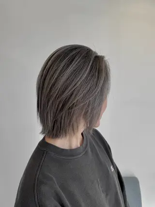 ショート カラー ほの カラー特化/ ブリーチ/ボブのヘアスタイル