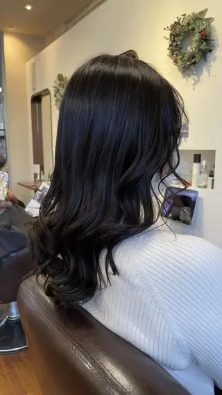 セミロング snowdrop 和田のヘアスタイル