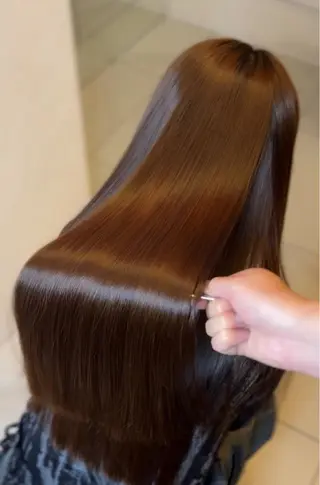 セミロング 縮毛矯正特化 髪質改善辻良輝のヘアスタイル