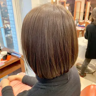 ミディアム カラー 加藤 綾華のヘアスタイル