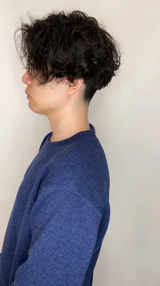 ショート カラー パーマ Hiroshi ヒロシのヘアスタイル