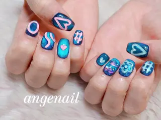 ネイル オーナーネイリスト MAKIのネイルデザイン