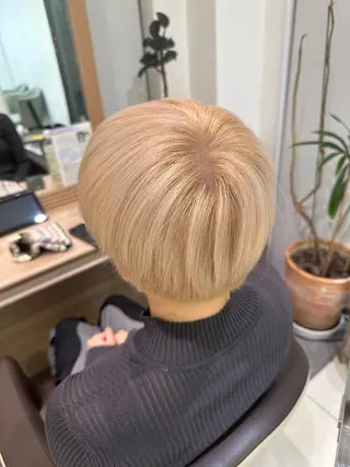 ショート カラー 勝見 美春のヘアスタイル