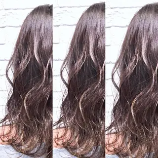 ミディアム カラー UMEDA FIGAROのヘアスタイル