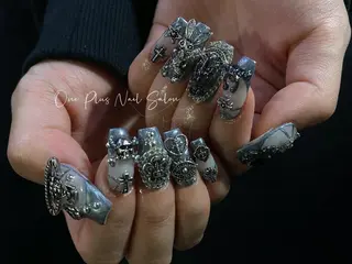 ネイル One Plus キキのネイルデザイン