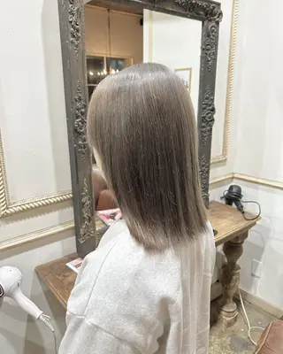 ミディアム 樋富 優香のヘアスタイル