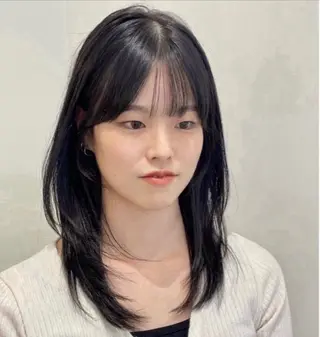 セミロング ❤︎︎韓国ヘア❤︎︎ 𝑺𝒉𝒊𝒉𝒐のヘアスタイル