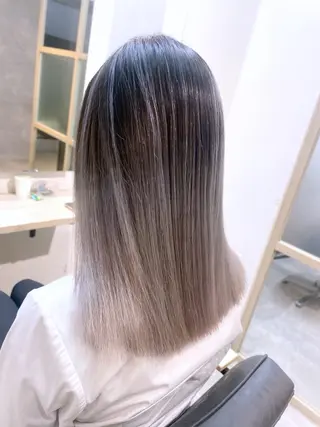 セミロング カラー ☁️ケアブリーチ￤ ウルフ￤Shioriのヘアスタイル