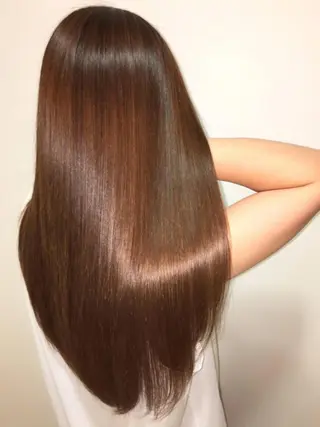 ロング 石黒 菜々美のヘアスタイル