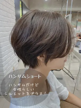 ショート カラー 工藤 沙羅のヘアスタイル