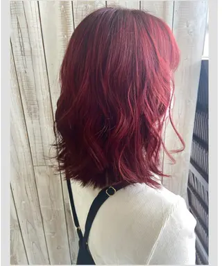 ミディアム ベージュカラー/ いぢちるみのヘアスタイル