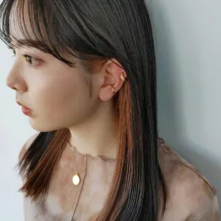 ミディアム ホリウチ ユキエのヘアスタイル