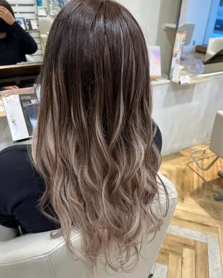ロング カラー 大西 美羽のヘアスタイル