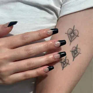 ネイル sign  nail hinataのネイルデザイン