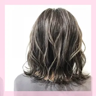 ショート カラー 🍒前川 🍒のヘアスタイル
