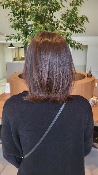 ミディアム 梅崎 ますみのヘアスタイル