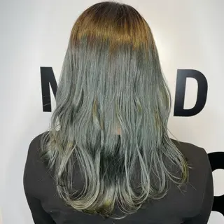 セミロング カラー 小川 舜人のヘアスタイル