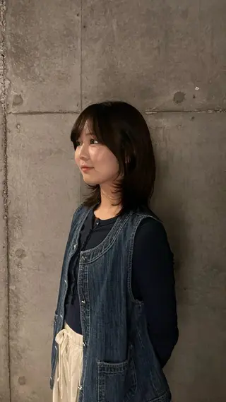 ミディアム レイヤー/コテ巻き風 kanohaのヘアスタイル