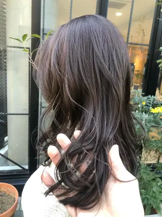 セミロング ミヤギ リュウキのヘアスタイル