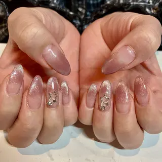 ネイル YURALINA sakiのネイルデザイン