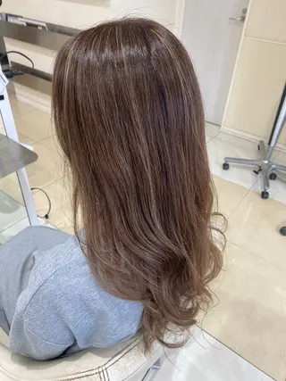 ロング カラー 中山 愛美莉のヘアスタイル
