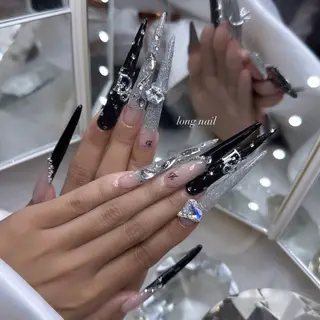 ネイル 加納 莉音のネイルデザイン