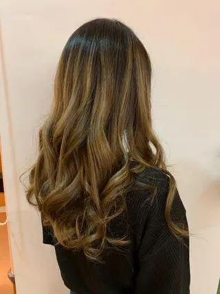 ロング 榎本 美雪のヘアスタイル