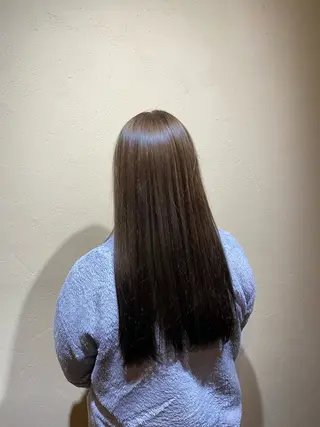 カラー saya (サヤ)のヘアスタイル