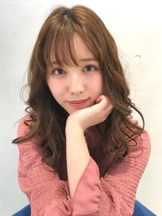 セミロング カラー 透明感カラーブリーチ 🌼シゲモトアヤ🌼のヘアスタイル