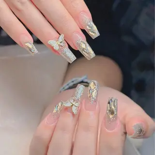 ネイル レ ナのネイルデザイン