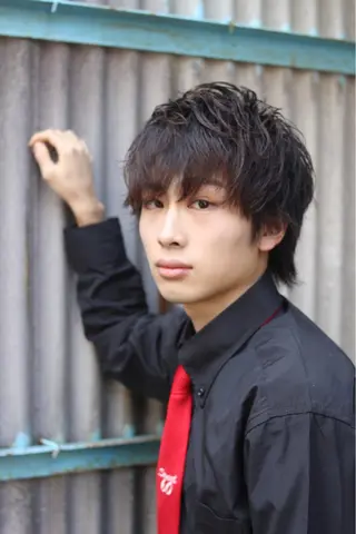 ミディアム カラー パーマ メンズ .HIROSHI .のヘアスタイル