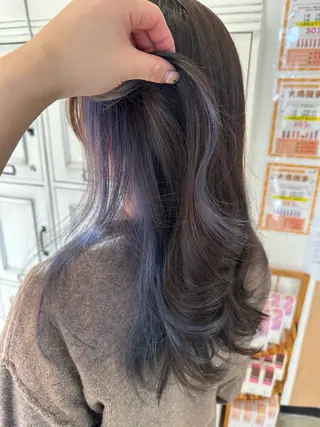 ロング 坂庭 美夢のヘアスタイル