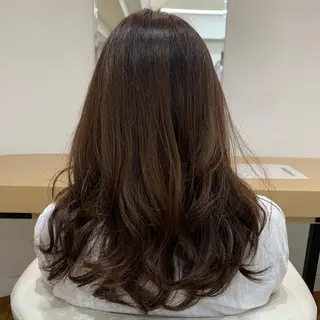 セミロング 大谷 菜月のヘアスタイル